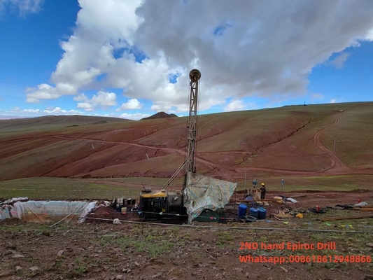 EPIROC C6 Diamond Core Drill Rig Untuk Pengeboran Inti Geologi / Eksplorasi Mineral